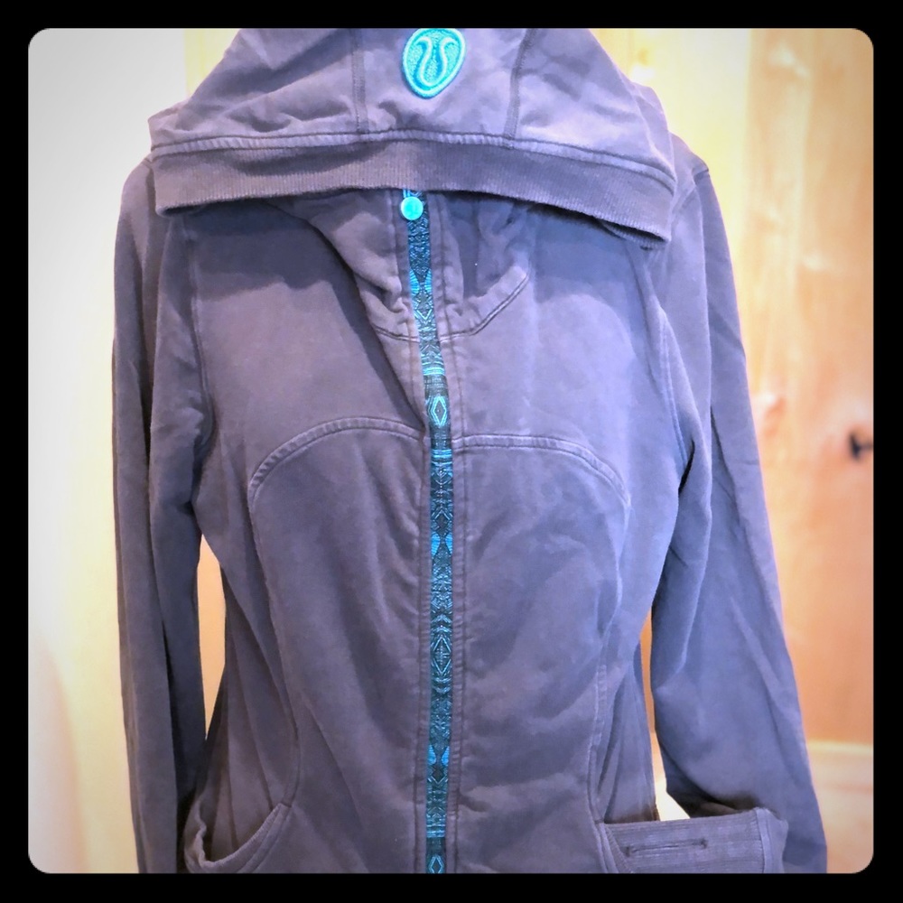 Lululemon zip up